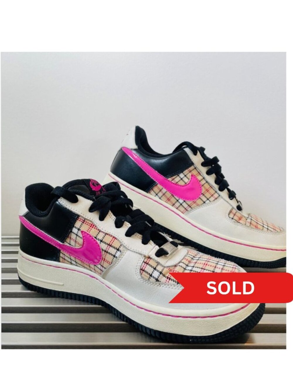 Nike Air Force 1 Pink Fire II Retro Shoe - GS Low Sneaker 314219164